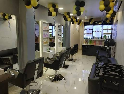 Fuzzion Salon Luxury Styling Chairs & Interior setup